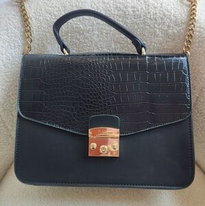IMAN croc embossed black bag with gold hardware NWOT